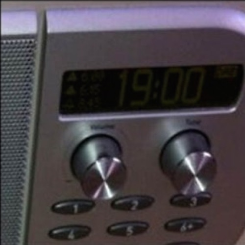 image of a clock radio
